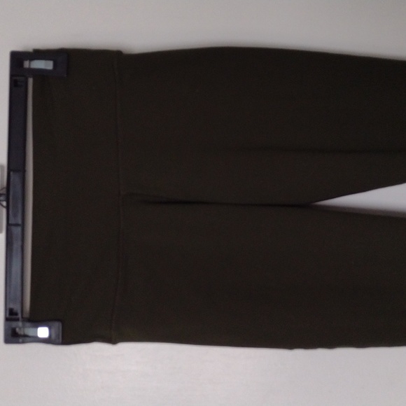Fabletics Forest Green Tight Compression Leggings size Small - Picture 3 of 12